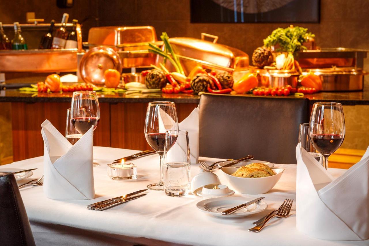 Hotel Swiss-belhotel Du Parc 4*