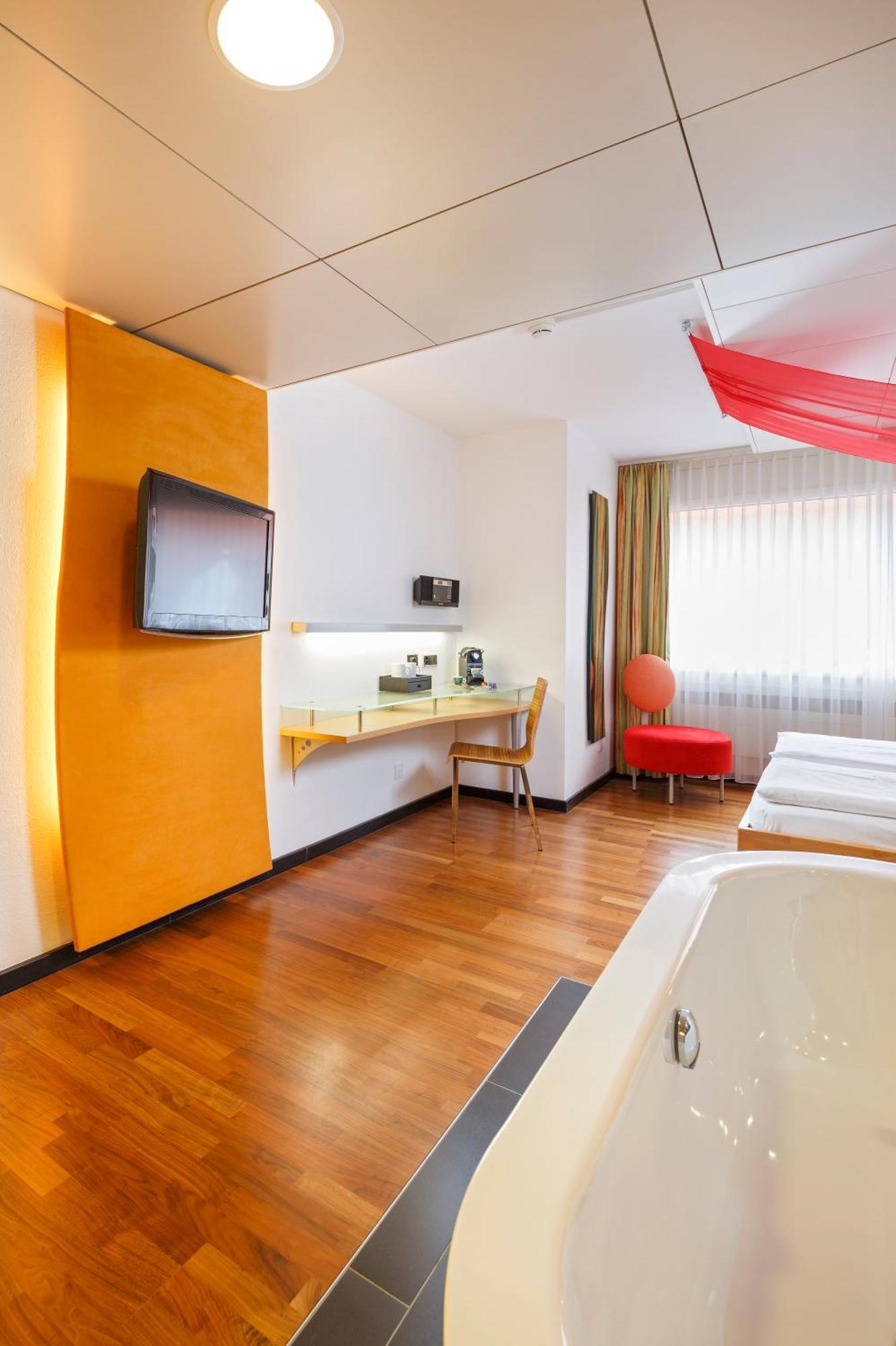 Hotel Ramada By Wyndham Du Parc Baden