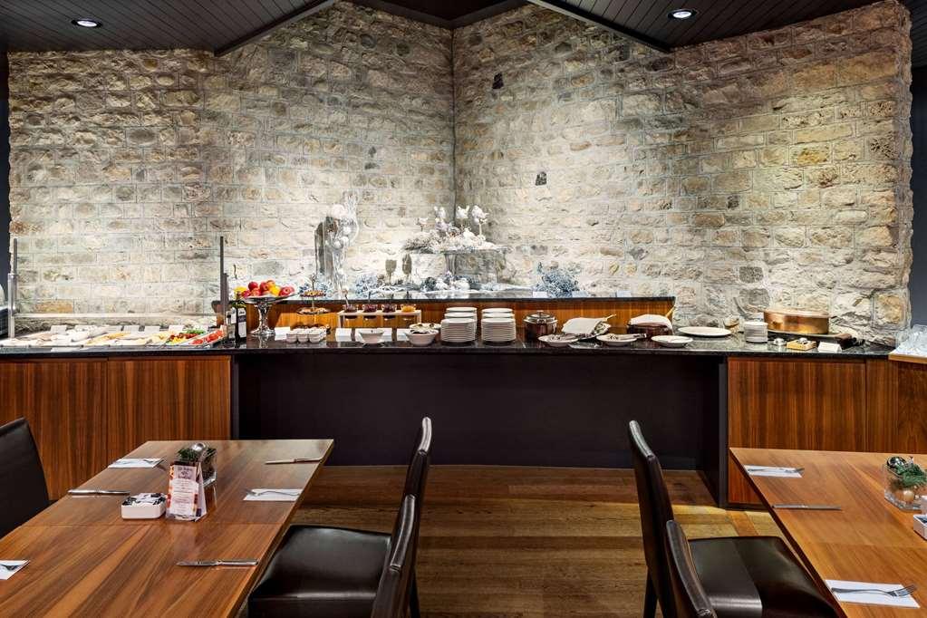 Ramada By Wyndham Du Parc Hotel 4*